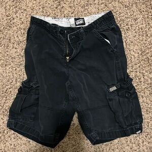 VANS boys cargo shorts!!